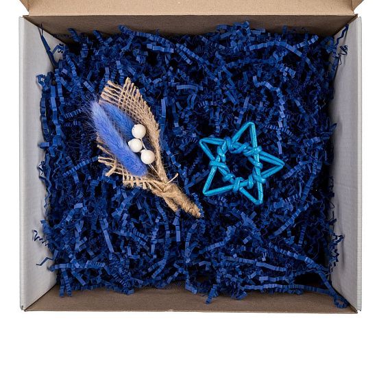Коробка Grande, белая с синим наполнением - подробное фото