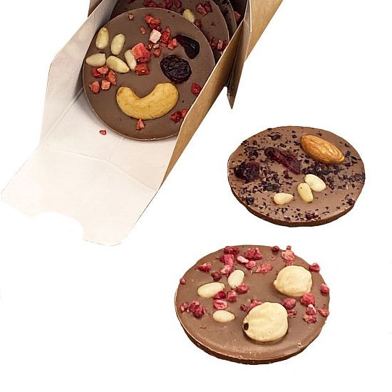 Шоколадные конфеты Mendiants, молочный шоколад - подробное фото